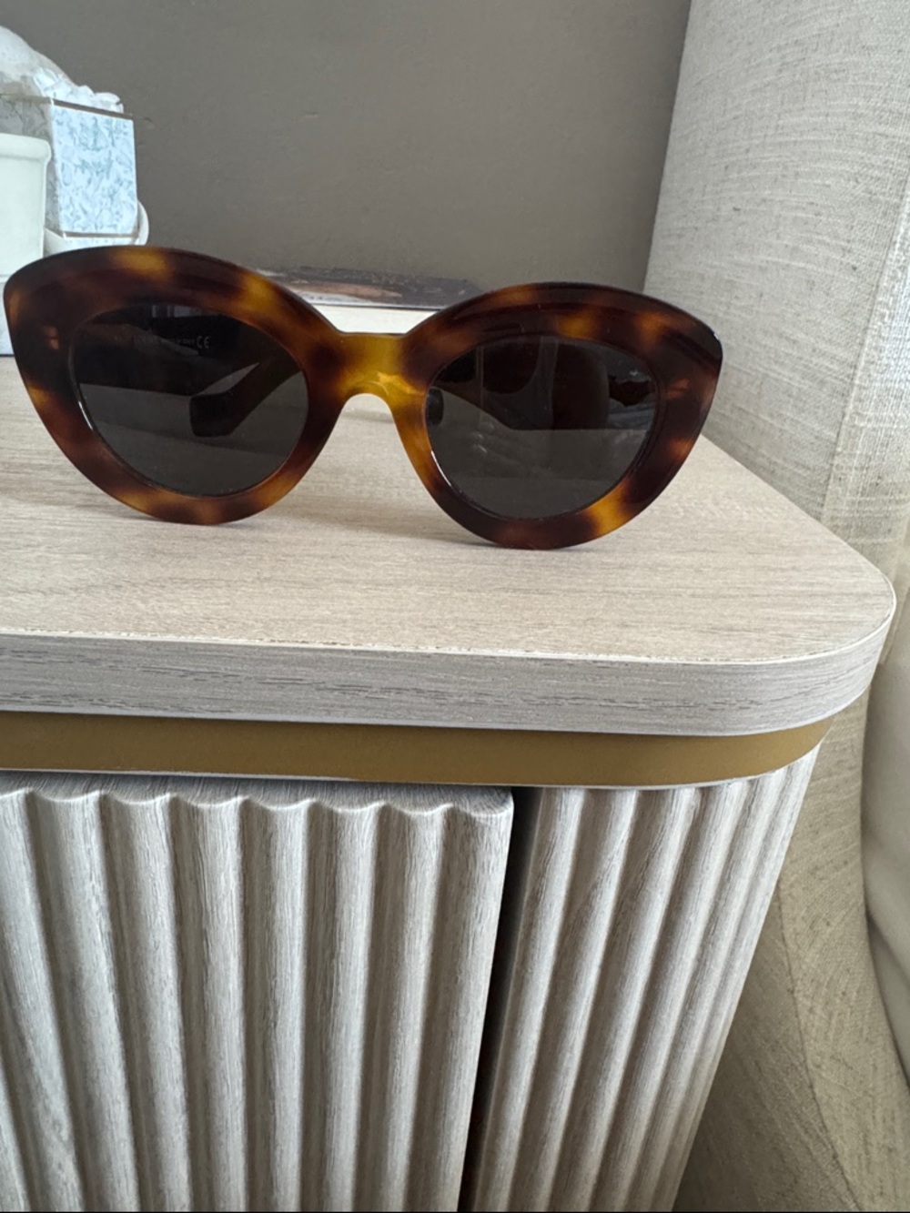 Loewe Tortoiseshell Brown Cat Eye Sunglasses - Picture 4 of 4